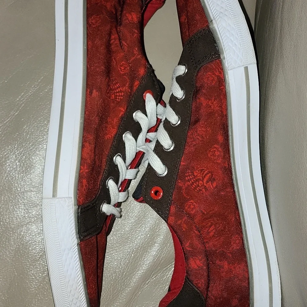 Ed Hardy Men's Red Jet Patterned Sneakers Size 11 Preowned - Picture 5 of 12